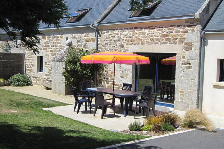 Gîte pour 6 personnes, avec jardin et terrasse, animaux acceptés - 1