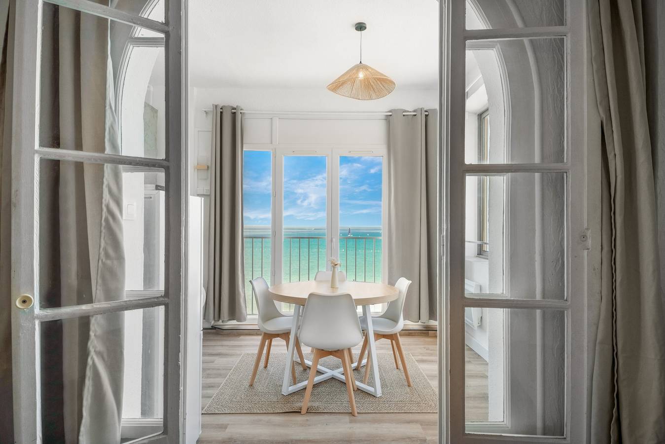 Appartement entier, Appartement Studio avec vue sur la mer  in Les Lecques, Saint-Cyr-sur-Mer