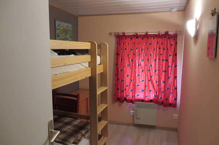 Gîte pour 4 personnes, avec jardin et terrasse, animaux acceptés à Saint-Paul-sur-Ubaye - 4