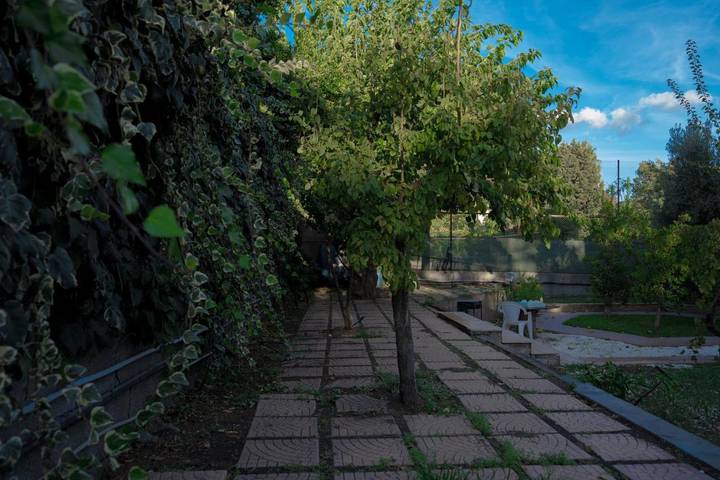 Location de vacances pour 4 personnes, avec jardin ainsi que piscine et bassin pour enfant à Mascalucia - 3