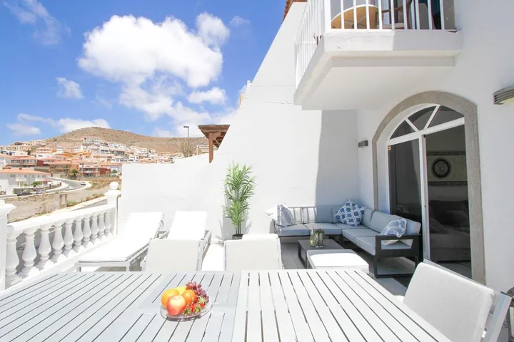 Ferienhaus für 10 Personen, mit Ausblick und Balkon - 1