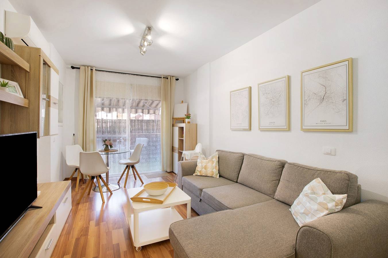 Apartamento entero, Casa Vacacional "Playa" con Piscina Compartida y Wi-Fi in Puertito de Güímar, Güímar