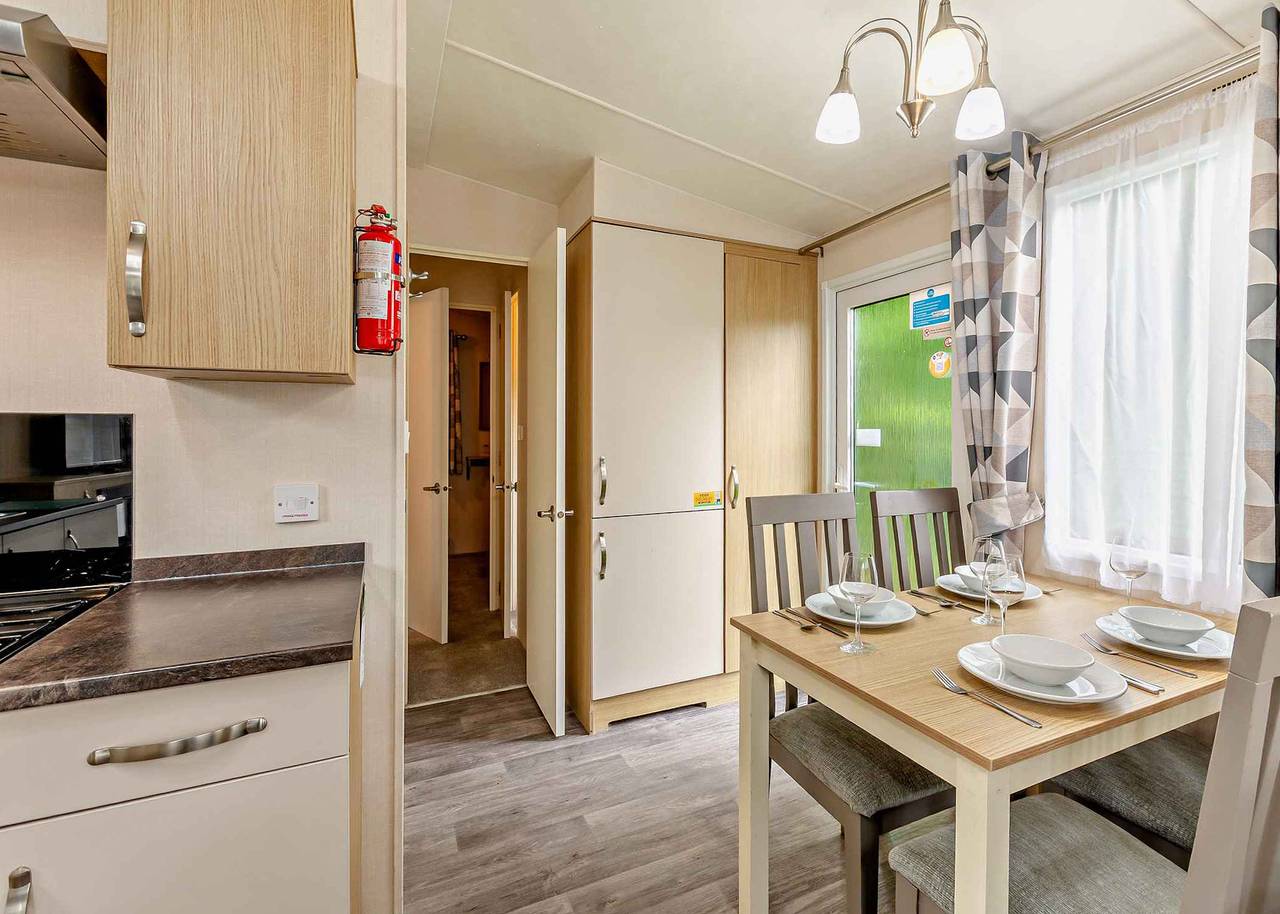 Bronze Premium 2 Bedroom Caravan, Sleeps 6 in Bowness-on-Windermere, Lake District