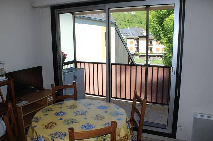Entire apartment, T2 cabine, 6p, Proche Centre Ville, Vue Montagne, garage in Saint-Lary-Soulan, Pyrenees National Park