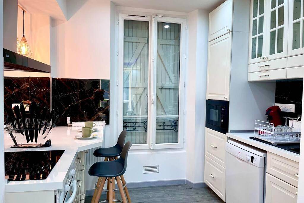 Four-Bedroom Villa in Épinay-sur-Orge, Essonne