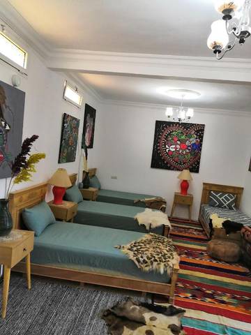Maison d’hôte pour 5 personnes, avec vue et terrasse, animaux acceptés dans Source d'eau chaud Ain Skhouna
