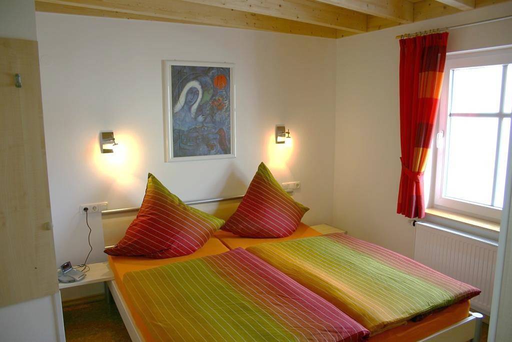 Ganze Ferienwohnung, 2-Bettwohnung *** in Schweich, Moseleifel
