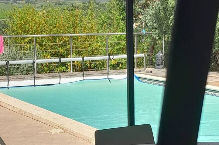 Gîte pour 2 personnes, avec piscine ainsi que jardin et terrasse à Saint-André-de-Roquelongue