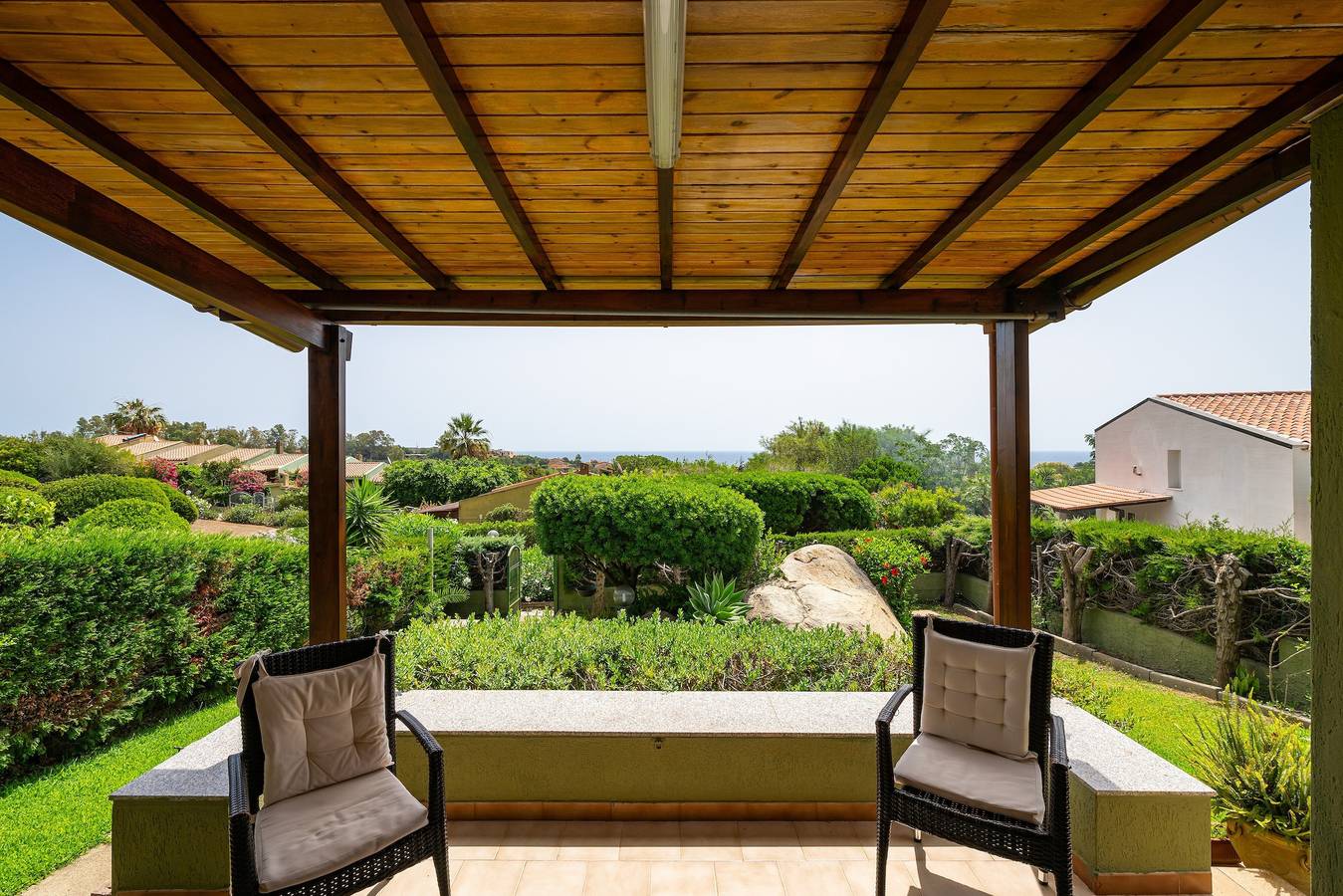 Maison de vacances 'Villetta Sofia' avec vue sur la mer, terrasse privée et climatisation in Costa Rei, Muravera