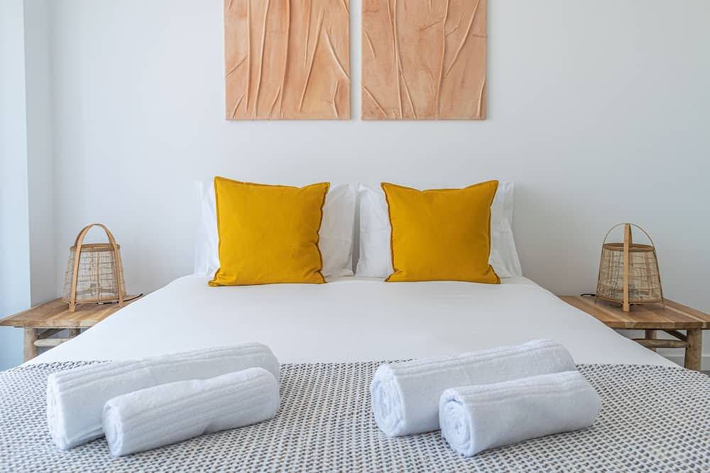 Entire apartment, Areia da Consolação - Sea & Pool Apartment in Peniche, Leiria District
