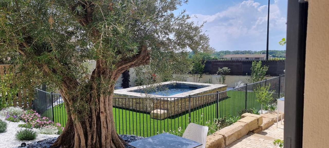 Le Petit Eden in Saint-Quentin-la-Poterie, Région de Nîmes