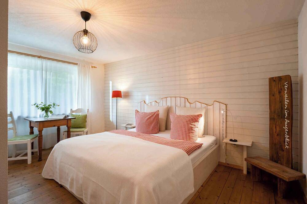 Ferienwohnung in idyllischer Lage mit Ausblick auf die Berge in Loferer und Leoganger Steinberge, Sankt Ulrich am Pillersee