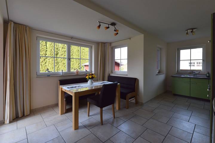 Apartamento entero, Gemütliche Fewo bis 2 P., ruhig am Waldrand, WLAN, Parkplatz, Haustiere erlaubt in Prerow, Peninsula Fischland - Darss - Zingst
