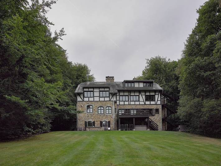 Vakantiehuis voor 20 personen, with Balkon and Terras as well as Tuin and Sauna in Spa