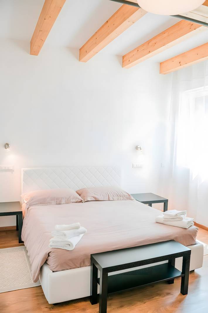 Zimmer 5 in Borgo Valsugana – Doppel- oder Dreibettzimmer, Self-Check-in in Borgo Valsugana, Valsugana