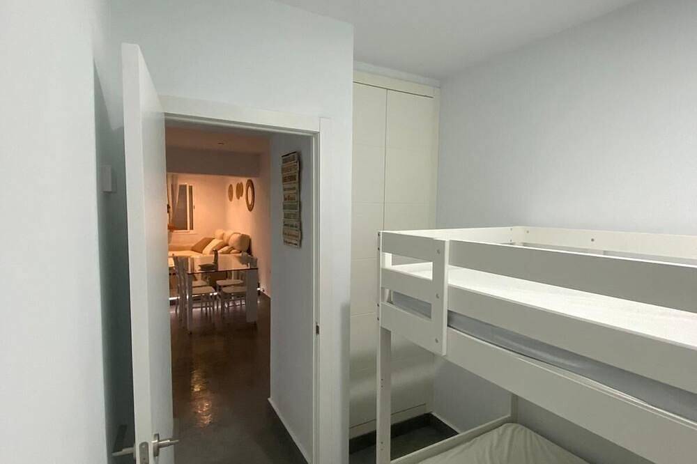 Geheel appartement, Cozy apartment located by the sea in Islantilla, Lepe