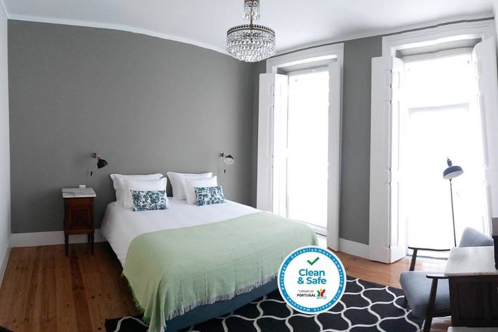 Chambre d’hôte pour 3 personnes, avec balcon à Setúbal