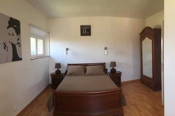 Gîte pour 10 Personnes dans Auneuil, Oise, Photo 1