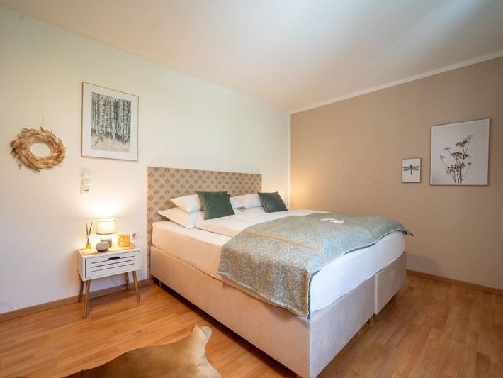 Ganze Wohnung, Wohnung mit privater Terrasse, Skibus vor der Tür in Sautens, Ötztal