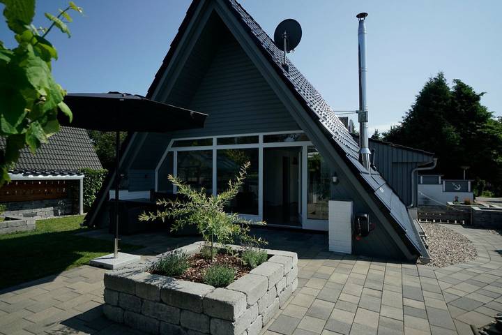 Ferienhaus für 2 Personen, mit Balkon und Balkon/Terrasse sowie Terrasse und Garten in Bünsdorf - 3