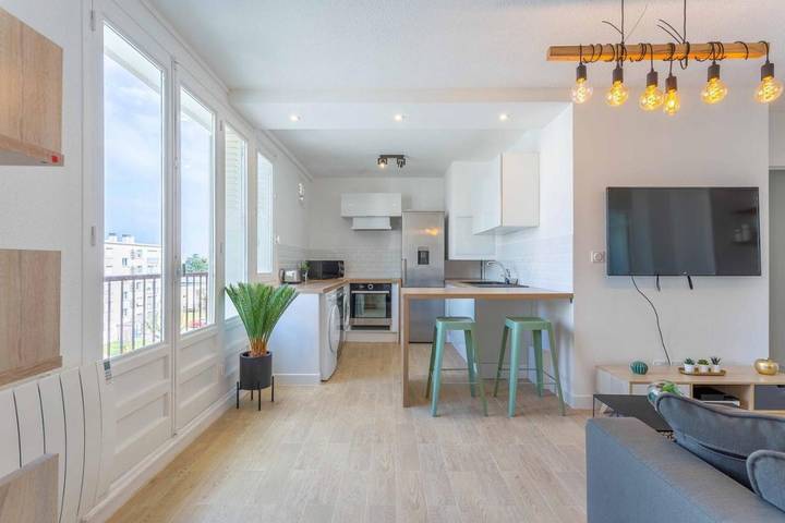 Apartamento de vacaciones para 6 personas, con vistas y terraza - 1