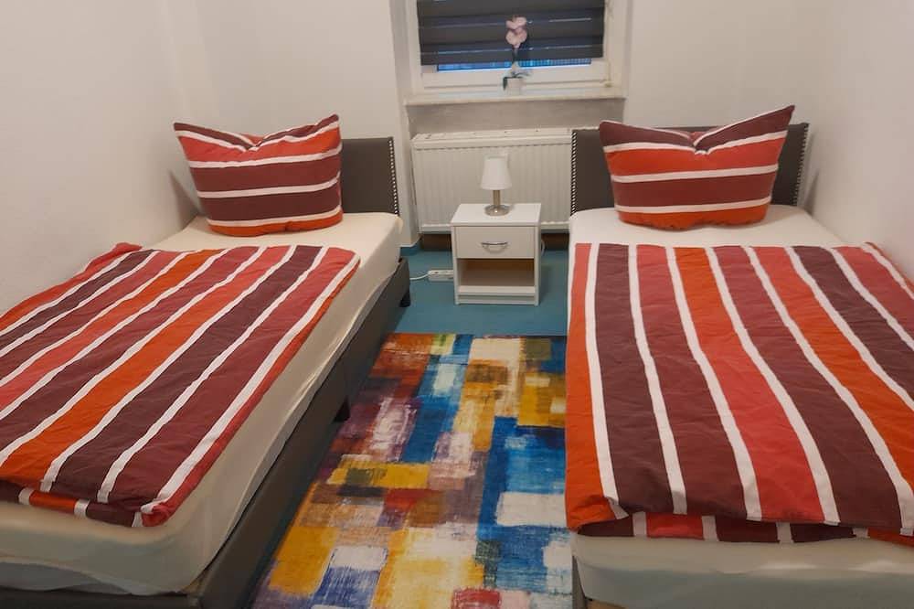 Ganze Wohnung, Ferienwohnung mit 2 Schlafzimmern in der Nähe des August Horch Museum in Zwickau, Chemnitz und Umgebung