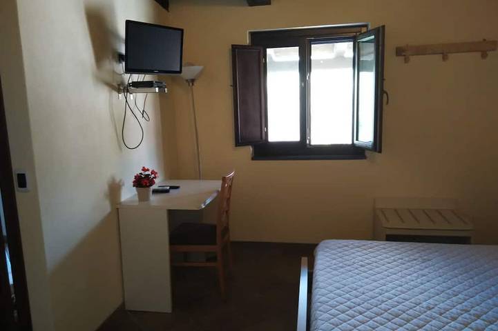 Location de vacances pour 4 personnes, avec piscine ainsi que terrasse et jardin à Santa Marina - 2