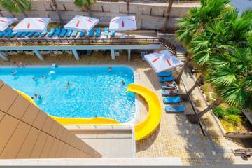 Gîte pour 4 personnes, avec sauna et piscine ainsi que balcon et jardin en Albanie