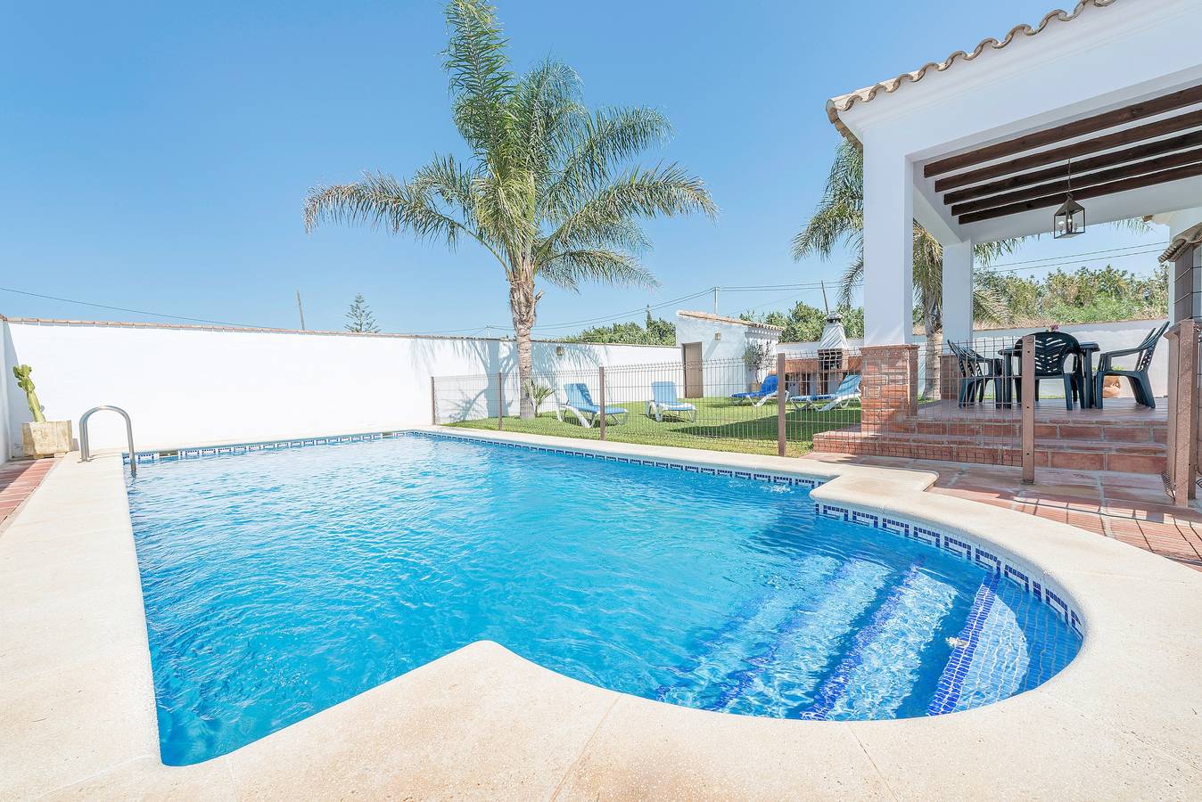 Casa de vacaciones "Villa Conilsur" en un lugar tranquilo con Wi-Fi in Conil de la Frontera, Costa de la Luz