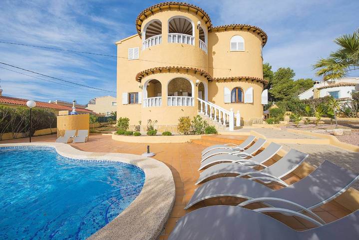 Ferienhaus für 12 Personen, mit Terrasse und Garten in Calpe