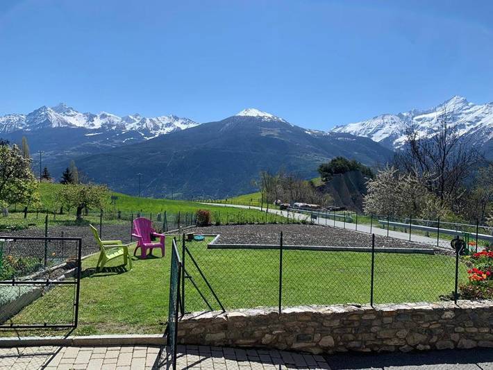 Appartement de vacances pour 4 personnes, avec Balcon et Terrasse ainsi que Jardin et Vue à Comune di Saint-Pierre
