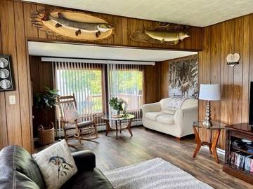 Cabin Rentals And Lodges for 4 Guests in Lake Michigan, Michigan, Picture 4