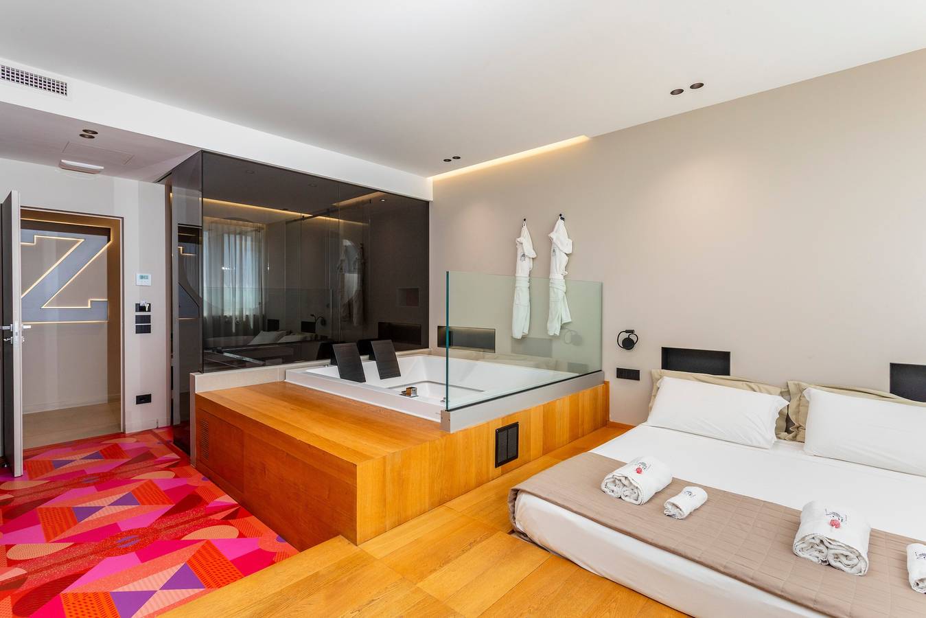 Chambre d'hôtes 'Zoe Luxury Suites - Premiere 01' avec vue sur la mer, Wi-Fi et climatisation in Catane, Province de Catania