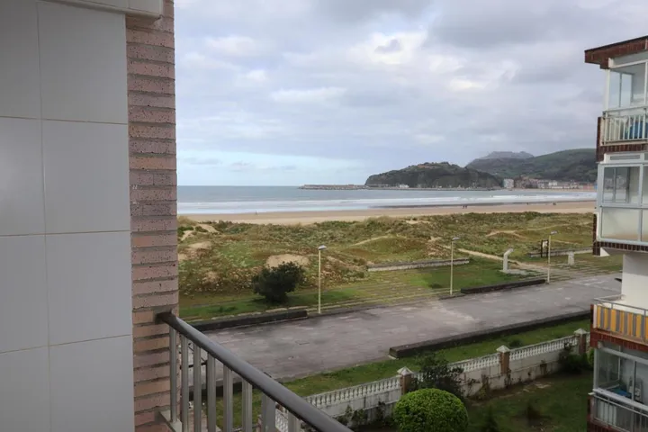 Apartamento de vacaciones para 4 personas, con balcón y vistas - 1