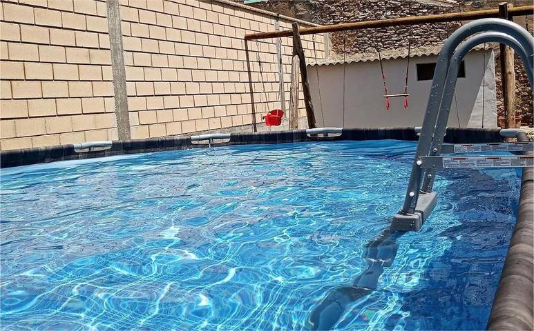 Location de vacances pour 18 personnes, avec piscine et jardin à Arguedas - 2