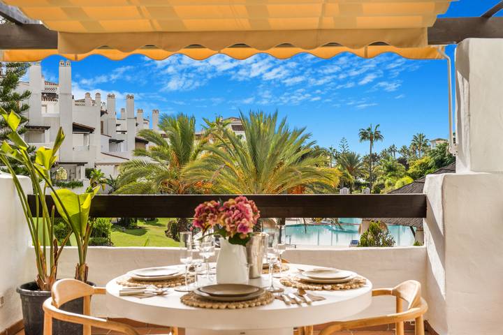 Holiday rental for 4 people, with Balcony and Terrace as well as Garden and Pool in San Pedro de Alcántara