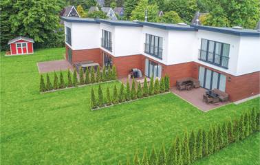 Ferienhaus für 2 Personen, mit Garten und Terrasse sowie Whirlpool und Sauna in Damp