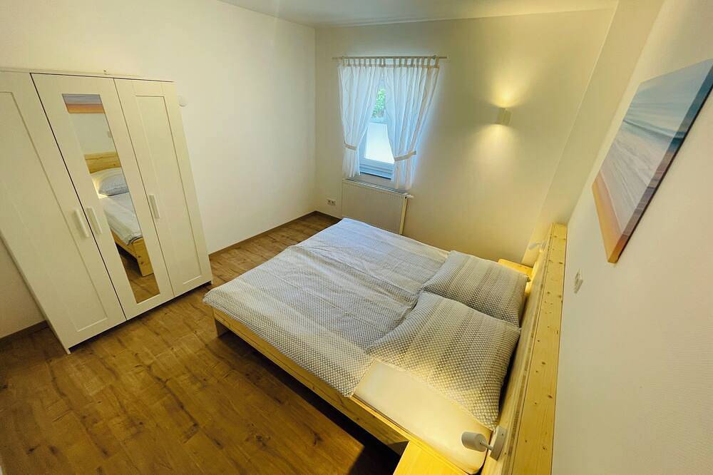 Ganze Wohnung, Ferienwohnung Bad Camberg  - Apartment - Baumwipfel in Bad Camberg, Landkreis Limburg-Weilburg