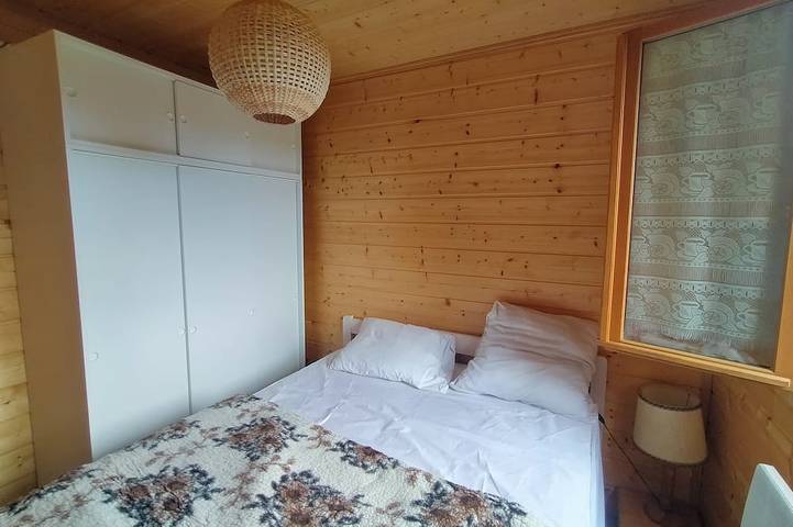 Gîte pour 8 personnes, avec balcon ainsi que piscine et jardin à Saint-Laurent-en-Grandvaux - 2