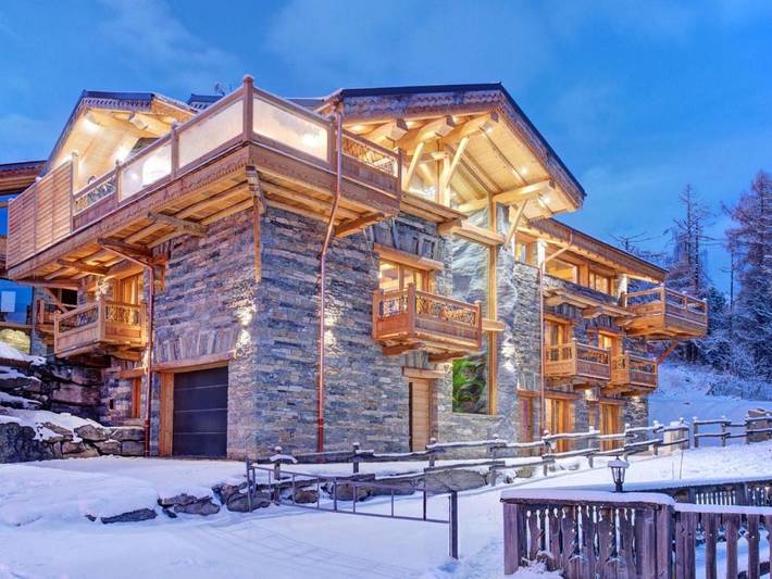 Chalet für 10 Personen, mit Ausblick und Garten sowie Sauna, mit Haustier in Garmisch-Partenkirchen