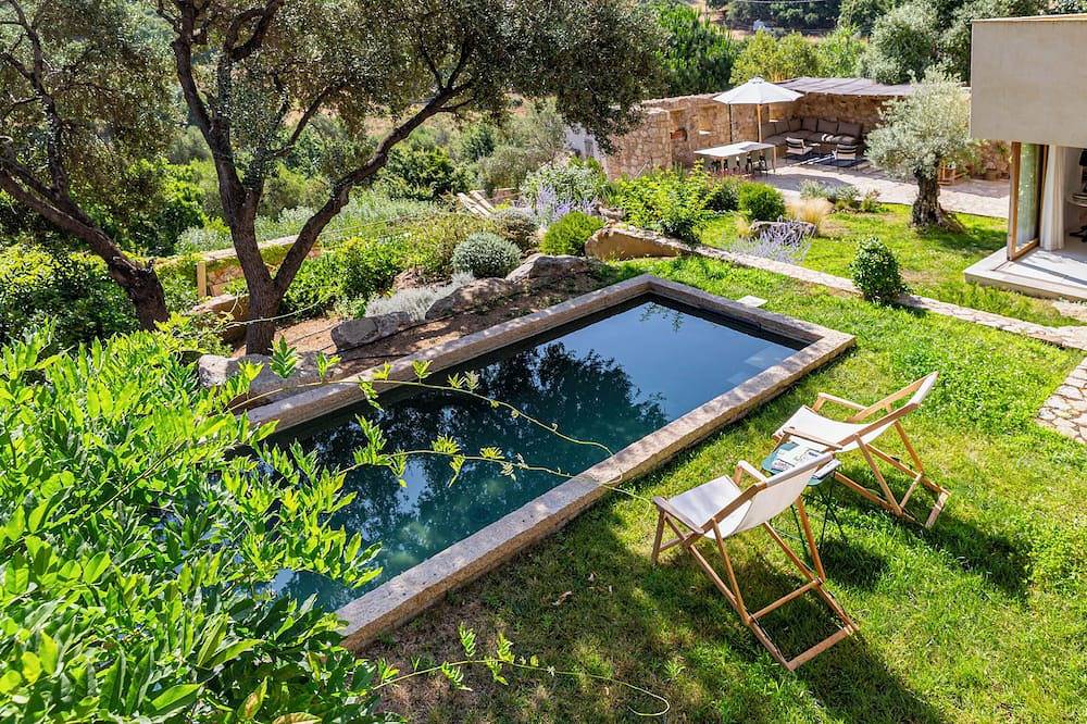 Beautiful house on the edge of the charming village of Pigna in Pigna (Córcega), Region de Calvi