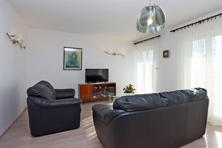 Apartament wakacyjny dla 4 osób, z Balkon/ taras w Kraljevica