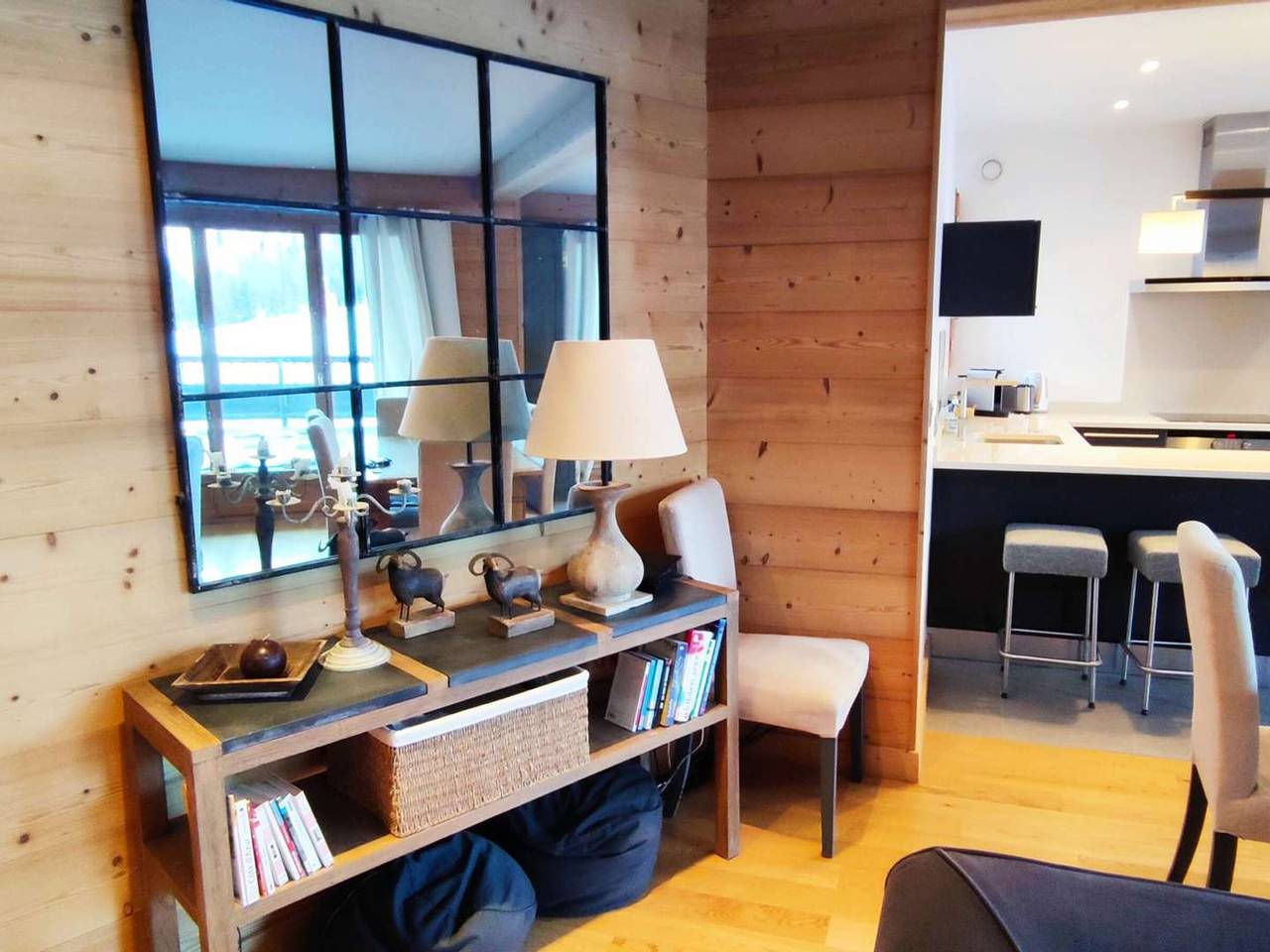 Apartamento entero, Acogedor apartamento a pie de pistas con terraza y parking in Isola 2000, Isola