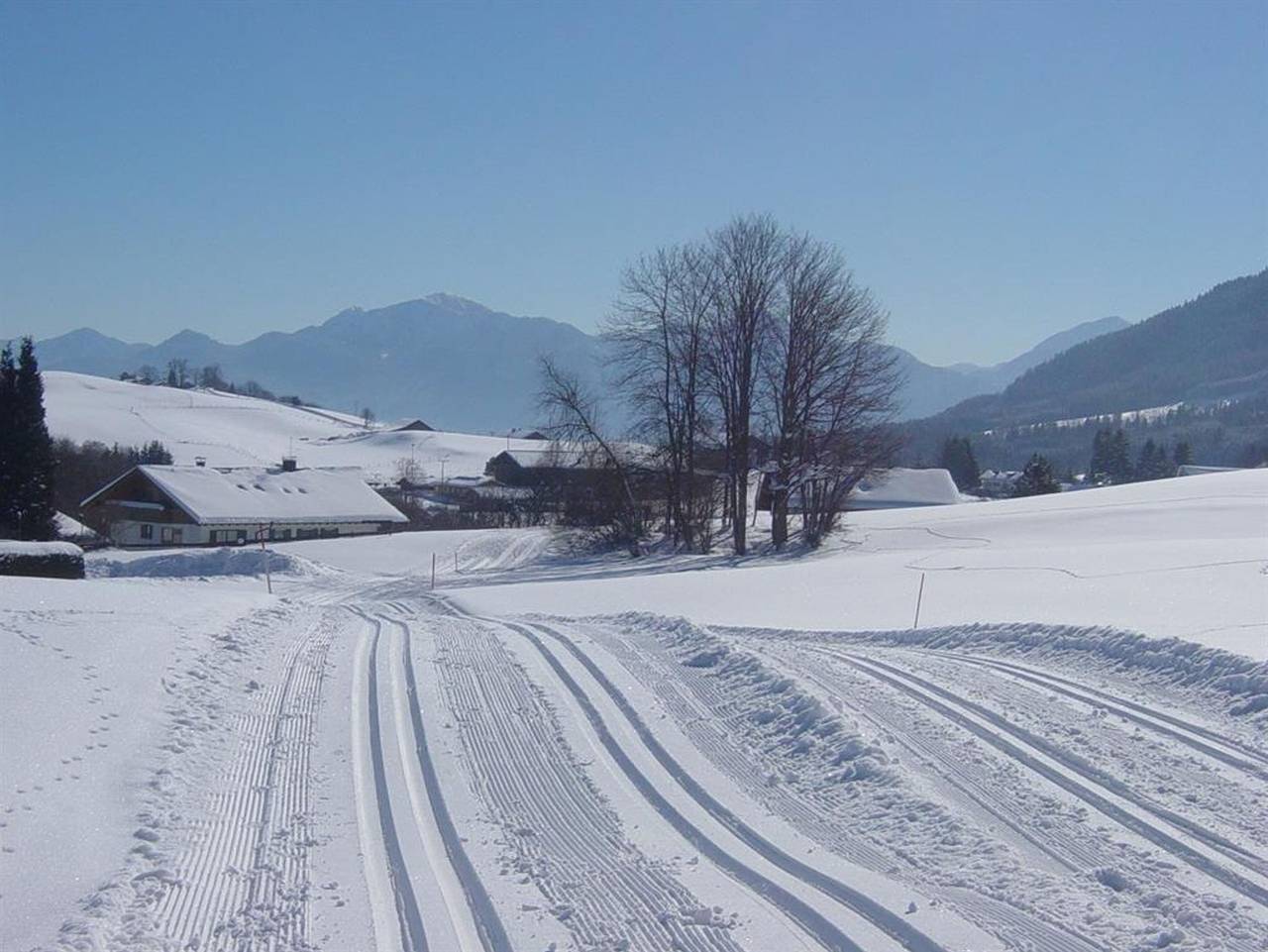 Ganze Ferienwohnung, Gästehaus Eisgruber - Ferienwohnung (Typ C) in Bad Kohlgrub, Bayerische Alpen