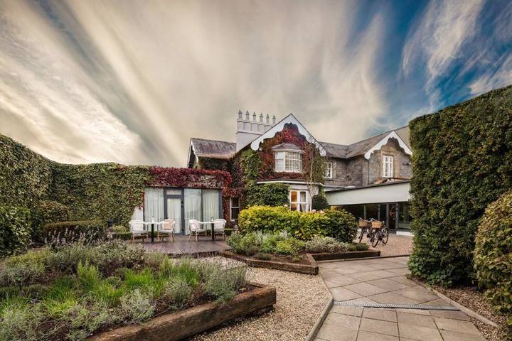 Hôtel pour 2 personnes, avec sauna et jacuzzi ainsi que piscine et jardin