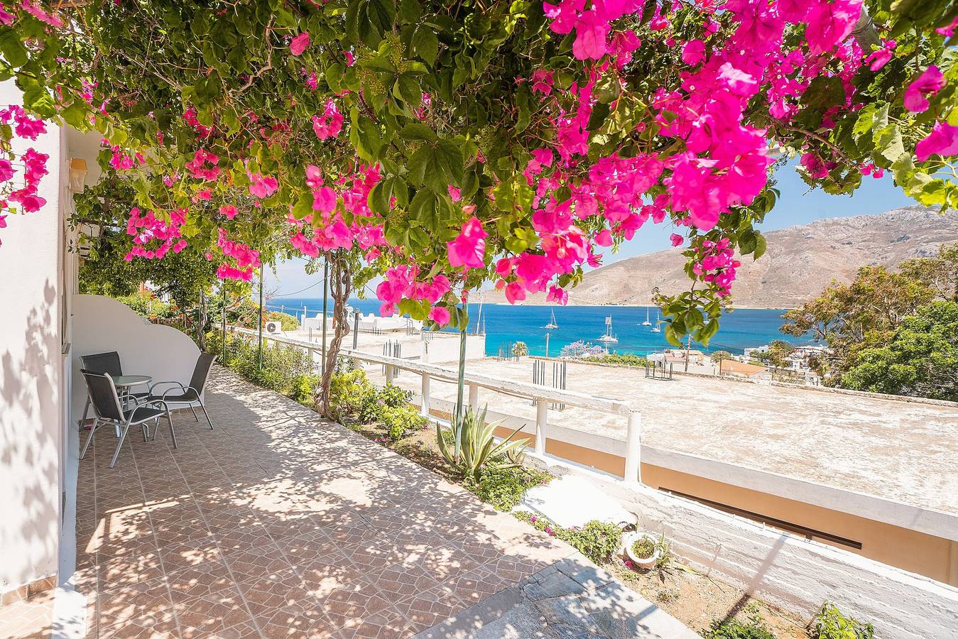 Vakantiehuis 'Panorama Tilos Apt A' met zeezicht, Wifi en airconditioning, foto 11