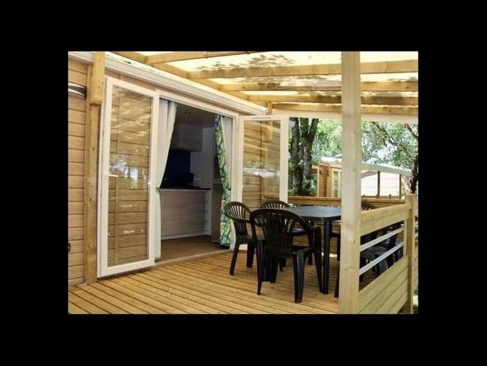 Location de vacances pour 4 personnes, avec terrasse ainsi que piscine et jacuzzi dans Forêt des singes - 3