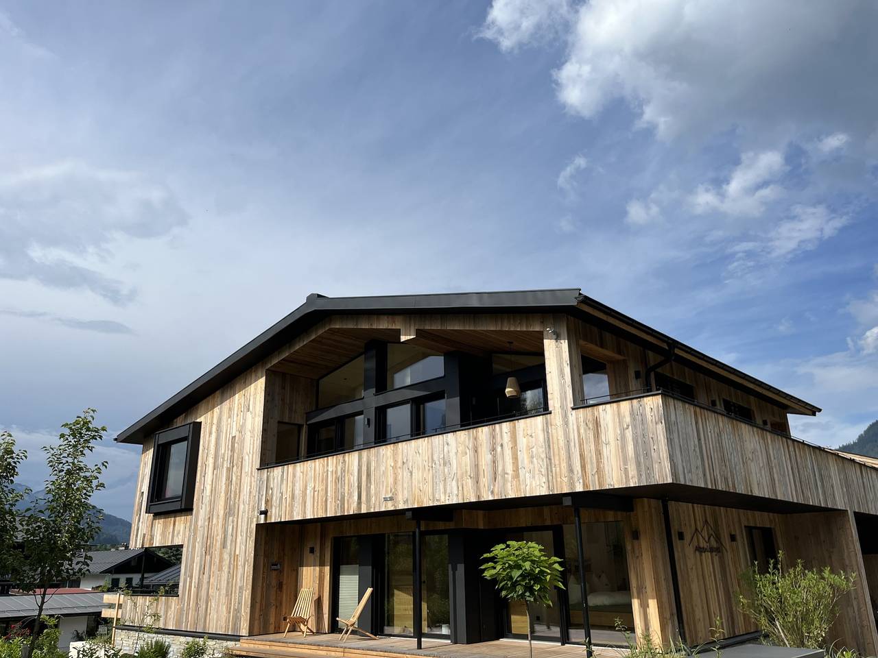 Ganze Ferienwohnung, Alpenlodges - Alpenlodges Chalet Wildeiche, 65 qm, separates Schlafzimmer, Bad, Sauna, Terrasse in Schönau am Königssee, Berchtesgadener Alpen