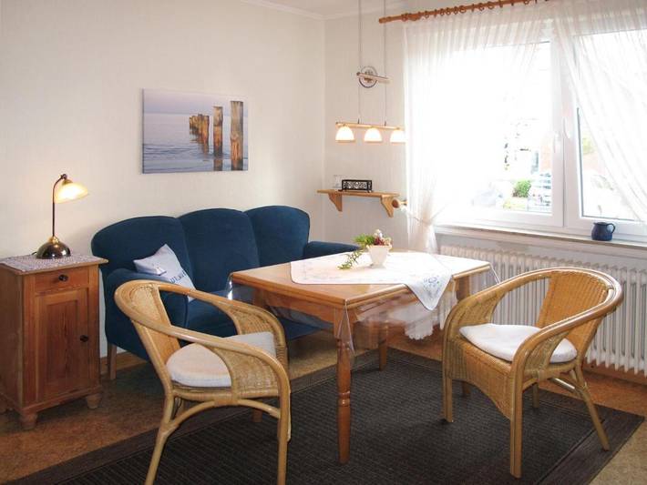 Ferienwohnung für 4 Personen, mit Terrasse und Garten in Friederikensiel - 2