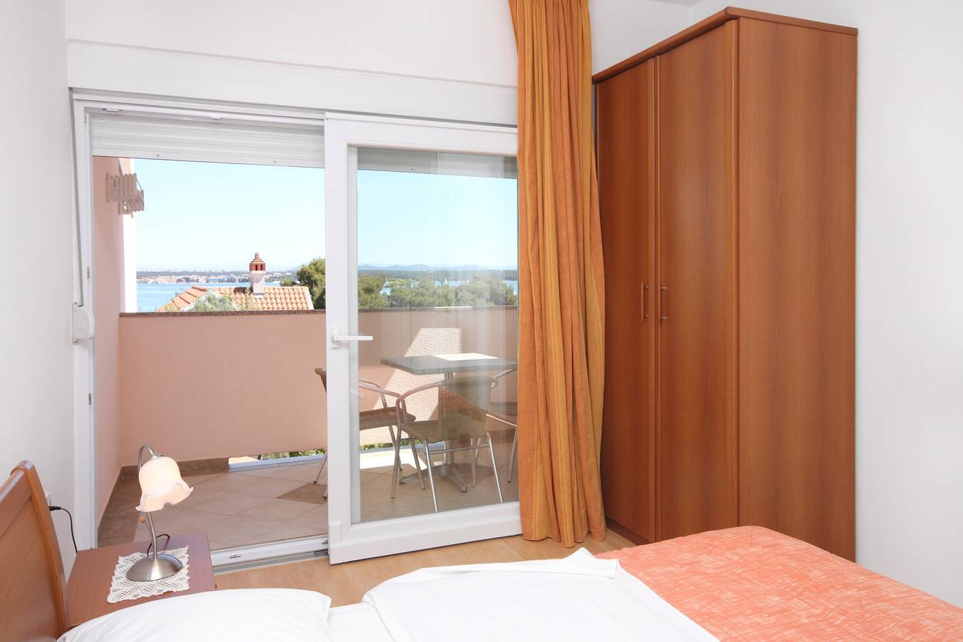 Appartamento vacanze a Pasman a partire da 82€ a notte